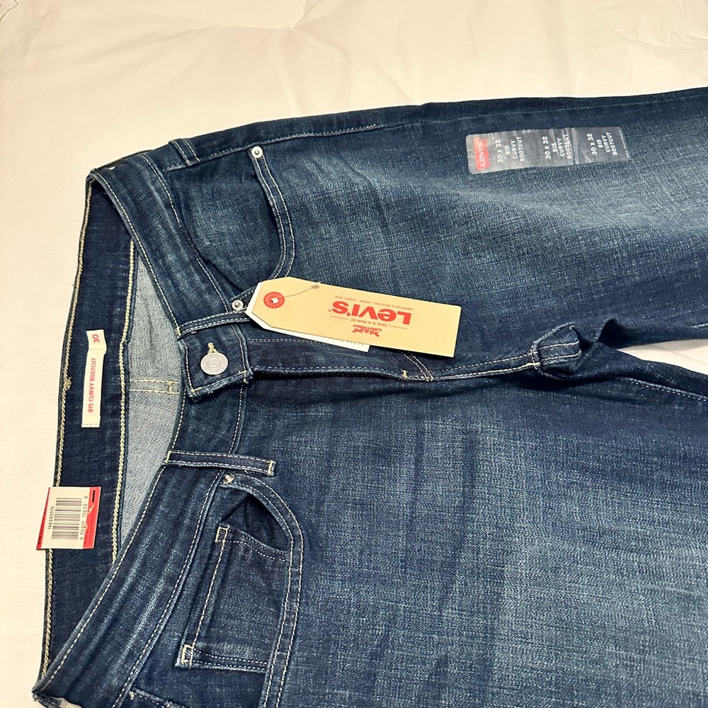 LEVI’S JEANS - Picture 8 of 8